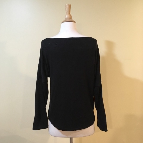 Dolman Sleeve Knit Pocket Sweater Top - Picture 6 of 8